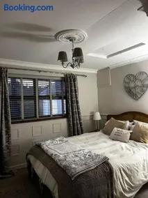 The Garden Rooms at Woody's - Image 2