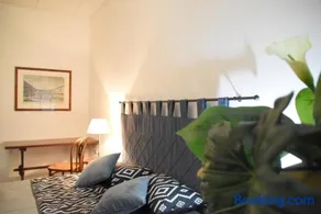 Loft with private parking - Image 3