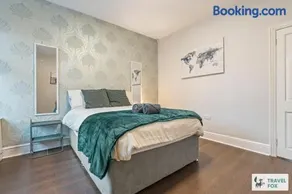 Becky's House: Near Motor Point Arena with Free Parking - Image 1