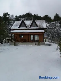 Agros Timber Log House - Image 3
