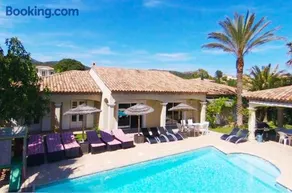 Luxueuse Villa Récente à Saint Raphaël de Plain Pied - Image 2