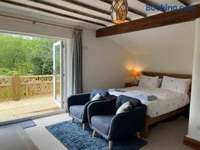 The Dale - Luxurious annexe with stunning view - Image 3