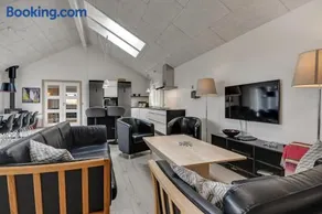 Large Home W Pool & Fun By The North Sea - Sj300 - Image 3