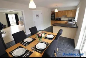 Large 3 bed Duplex Apartment - Rhebogue Limerick - Image 2