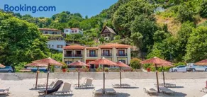 Pelagos Hotel - Image 1
