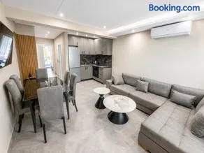 Katsanikos Apartments - Image 2