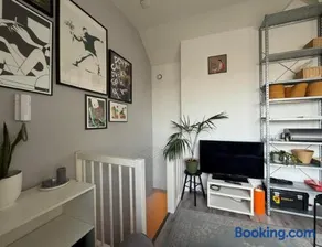 Élvezd a stílusos élményt ezen a központi szálláshelyen - Image 3