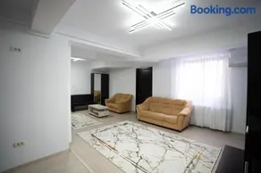 Alex 1 Apartament - Image 2