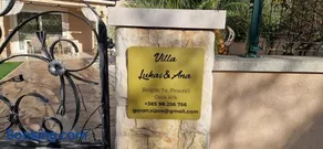 Villa Lukas&Ana s bazenom,dječjim igralištem - Image 2