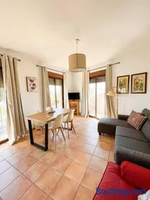 Apartamentos Villa Torcal - Image 1