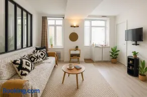 124a LE MARAIS - RICHARD LENOIR working & living - Image 4