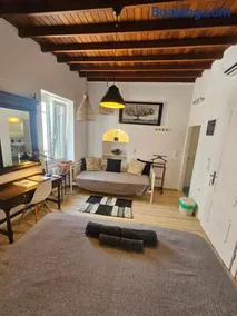 Onyx Studio - Image 1