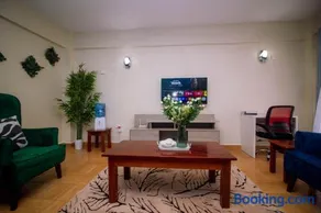 Selected Homes - Image 2