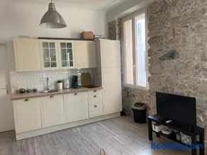 Charming Haven in Antibes - Image 4
