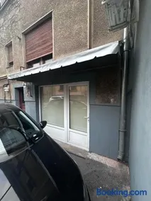 Ina Apartment - Image 4