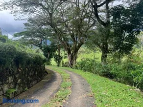 Upton Estate Homestay - Image 2