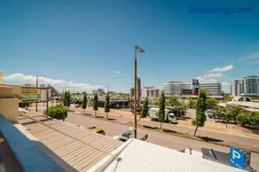 Townsville Central Apartment @ Flinders Street - Image 3