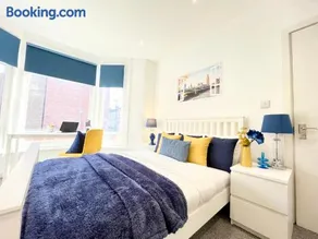 Sandringham House Serviced Rooms - Image 1