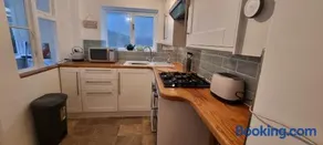 Sage Cottage Ventnor - Image 2
