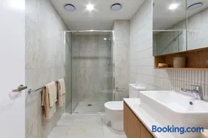 Canopy Collective Serviced Apartments - Image 3