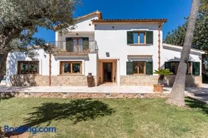 Spacious Villa with Pool, BBQ Terrace & En-Suite Bedrooms by Can Panxo - Image 2
