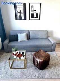 Apartmán s klimatizáciou a balkónom pri letisku BTS - Image 4