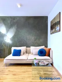 Jana's apartment, free parking - Image 3