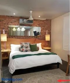 concierge hotel - Image 4