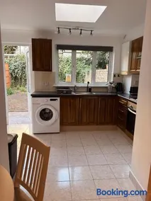 Two Bedrooms Arsenal & Highbury - Image 4