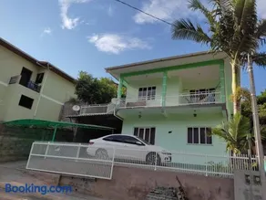 Casa aconchegante em estilo rústico - Image 1