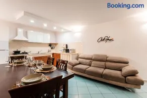 Chill House mare bus e servizi a piedi - Image 1