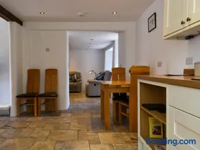 Glimsters Cottage - Image 4