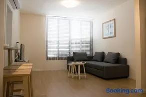 Michael's Boutique Apartment - Image 1