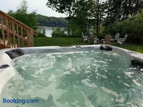 Northwood's Retreat on Pine Lake! With Hot Tub! - Image 2