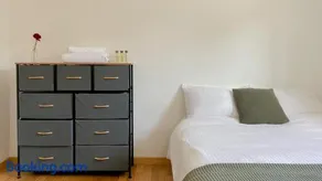 Chambre au bord du lac Léman - Image 4