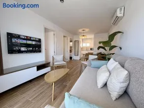 Santo Rostro Beach Apartments - Image 1