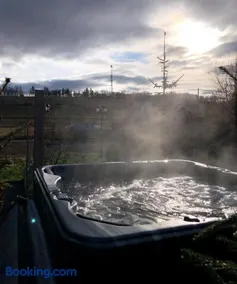 Dom Tkacki Pokoje Gościnne Jacuzzi w Ogrodzie Kudowa-Zdrój - Image 4