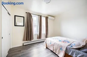 Prime NYC Retreat - Image 3