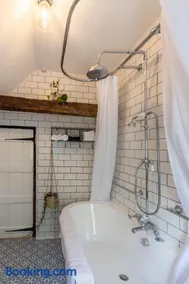 Primrose Cottage at The Shippe - Image 3