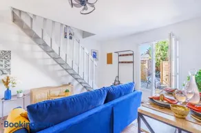 Maisonnette Bleu Horizon avec jardin - 2min Gare - Serenito Homes - Image 3