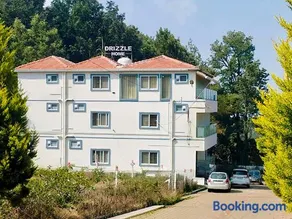 Drizzle Home - A Cosy Stay - Image 2