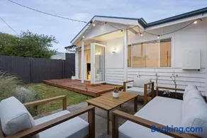 Coastal Cottage - 200m to Beach & Pet Friendly - Image 4