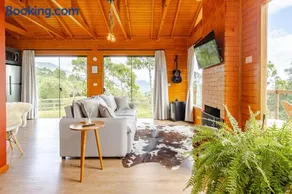 Cabana Romântica na Serra com Hidro, Lareira, Lagos e Trilhas - Image 4