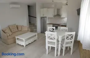 GOLDEN VILLAS - Image 2