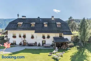 Ferienwohnung Oberwieserhof App 3 in Südtirol mit Gemeinschaftsgarten und WLAN - Image 2