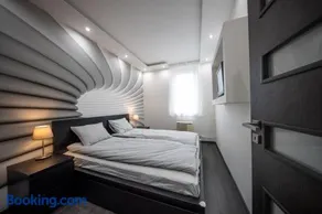 Spacious 3-room apartment with free parking - Image 4