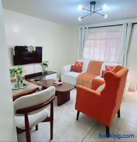 Cozy Luxe One bedroom Stays Kamakis - Image 2