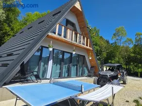 Sunrise View Chalet - Image 2