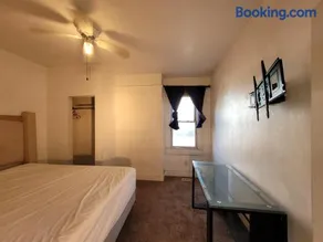 Norfolk downtown house - Image 2