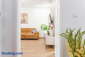 Apartament pod Żyrafą Odpocznij tam, gdzie czas płynie wolniej - Image 2